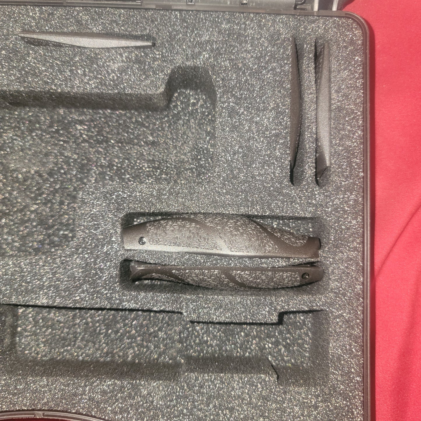 Heckler & Koch VP9 Optics Ready 9mm Pistol with 2x17 mags no card fee
