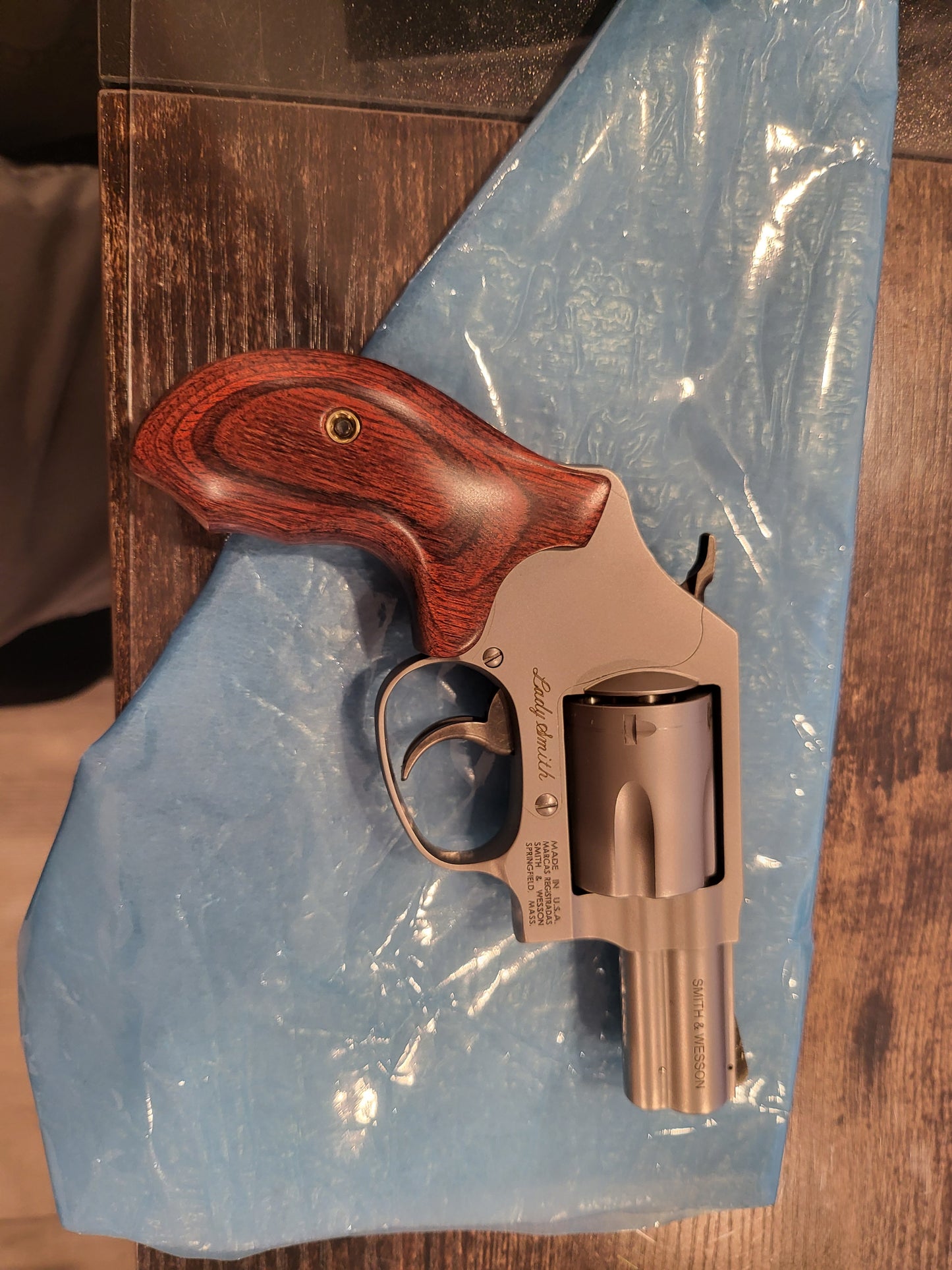Smith & Wesson Model 60 LS Ladysmith .357 Magnum/.38 S&W Special+P Revolver