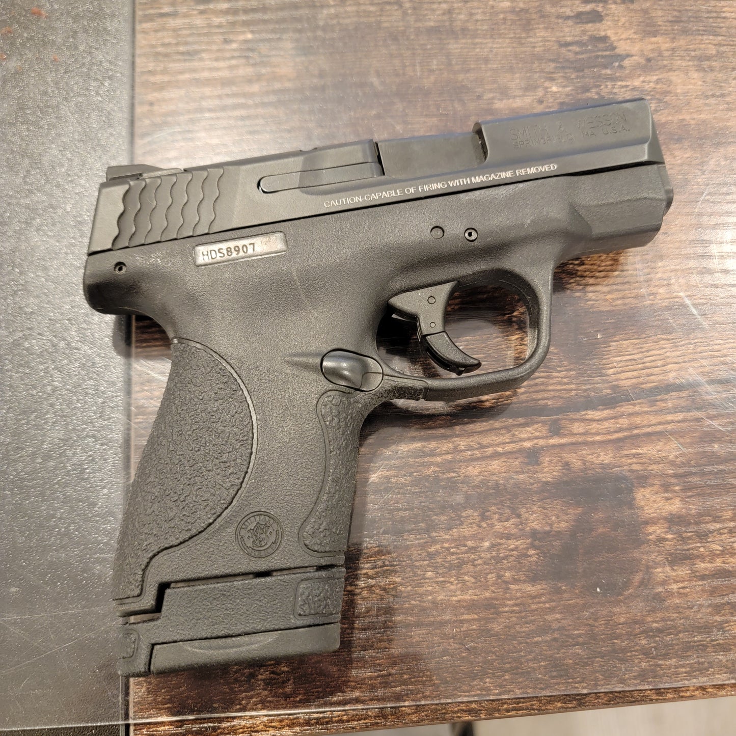 Smith & Wesson M&P Shield 40 S&W 3.10 in Pistol no card fee