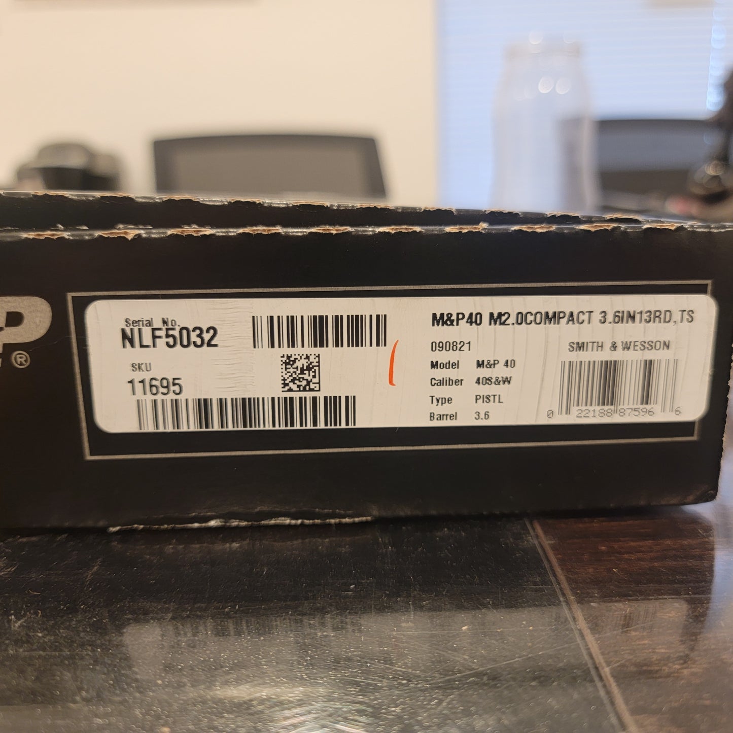 Smith & Wesson M&P40C M2.0 4 in 40 S&W Compact 13-Round Pistol no card fee