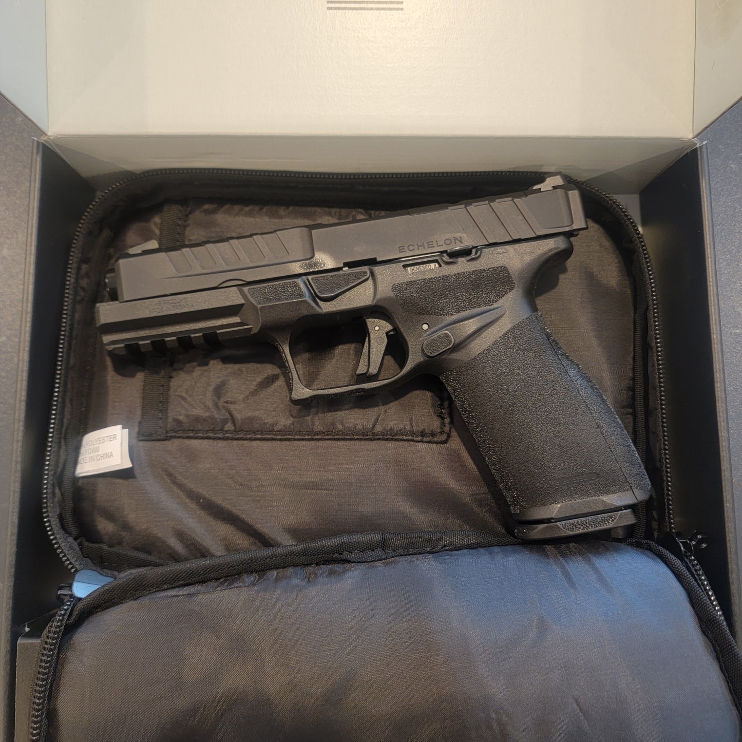 Springfield Armory Echelon 4.5" Black with FDE Grip mod 17/20rd OR