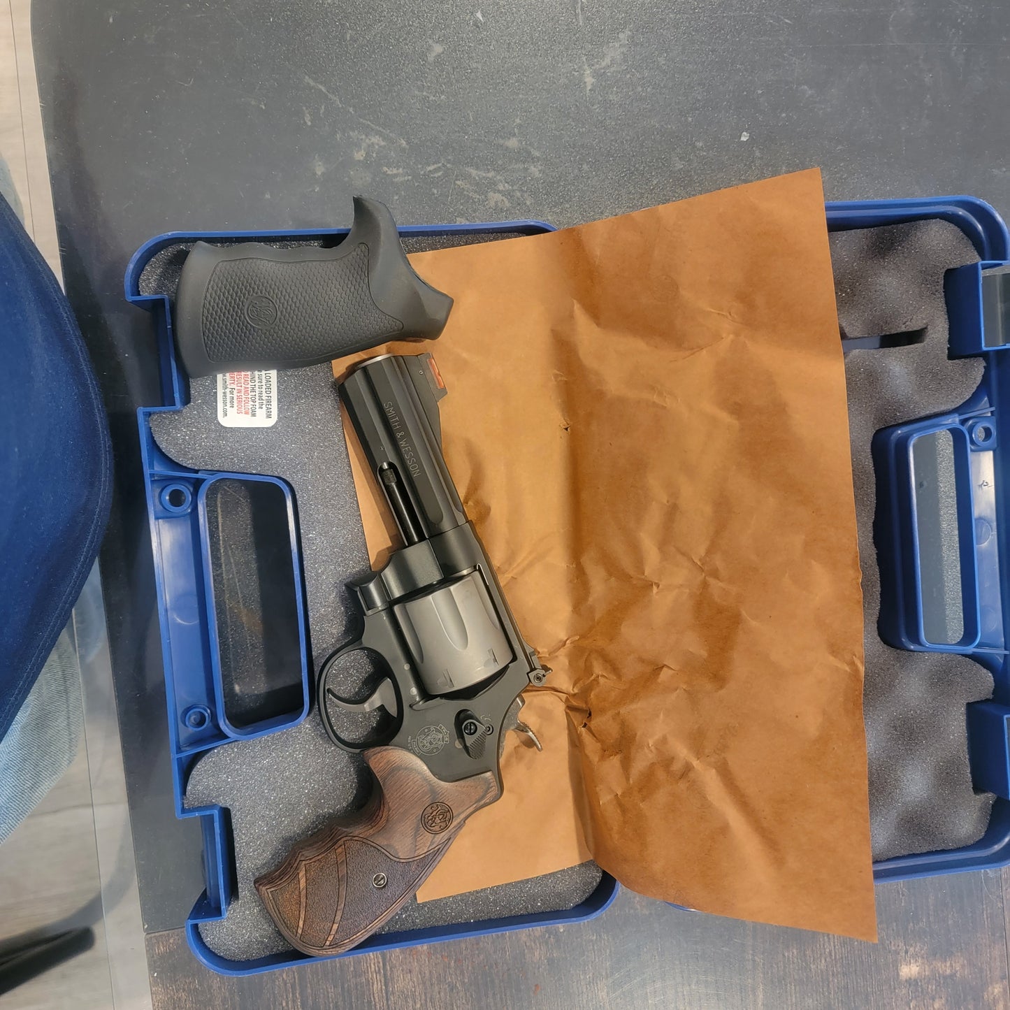 SMITH & WESSON MODEL 329PD 44 REM MAG 4.13" BLACK RED FRONT SIGHT