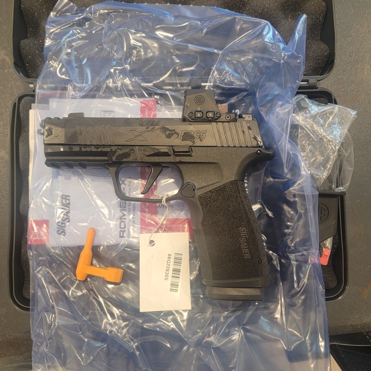 SIG SAUER P365 XMACRO W RED DOT 9MM 17RD 3.7" BLACK OPTICS READY