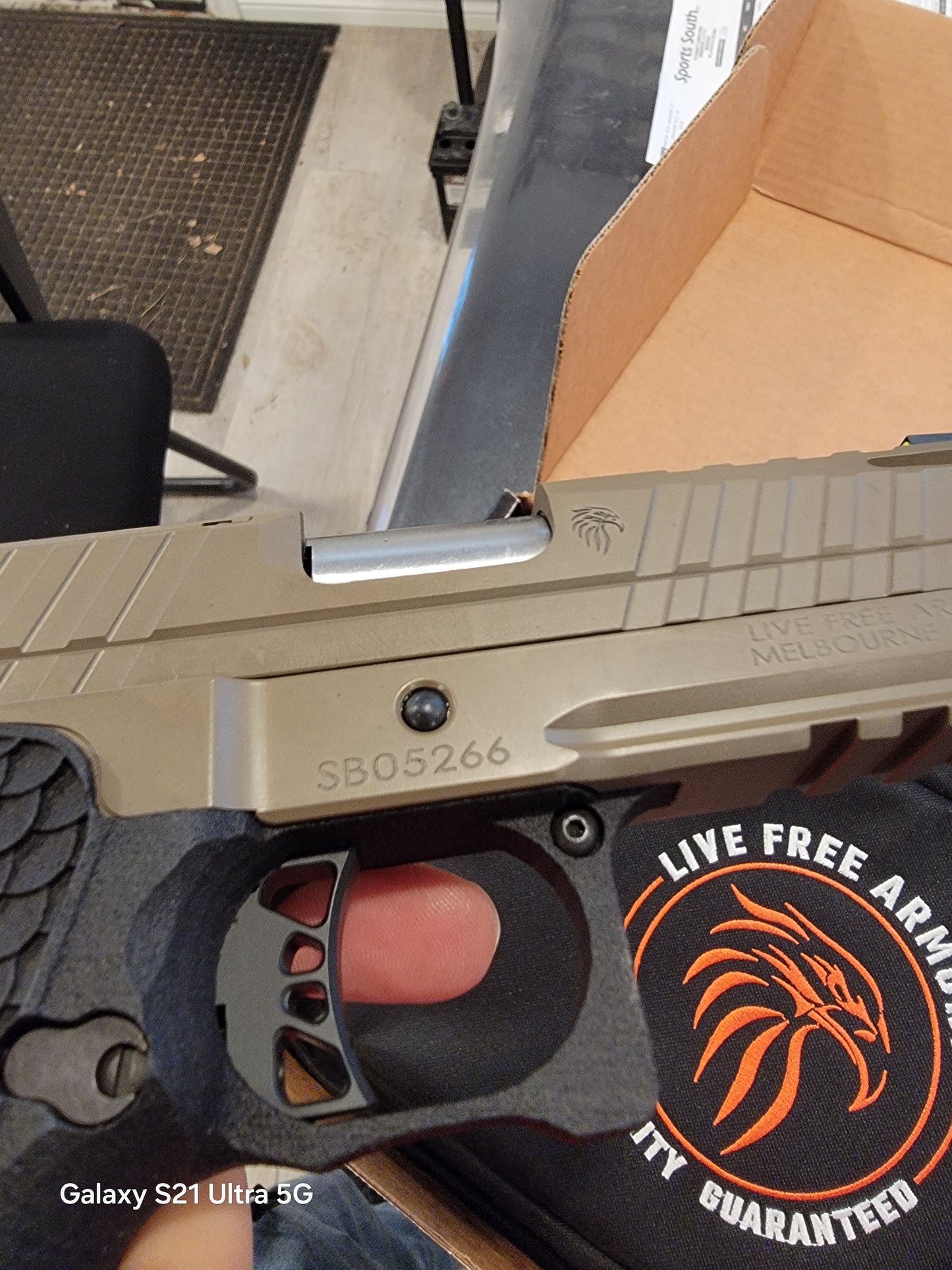 LIVE FREE ARMORY APOLLO 11 COMPACT 9MM 17RD 4.15" FDE OPTICS CUT