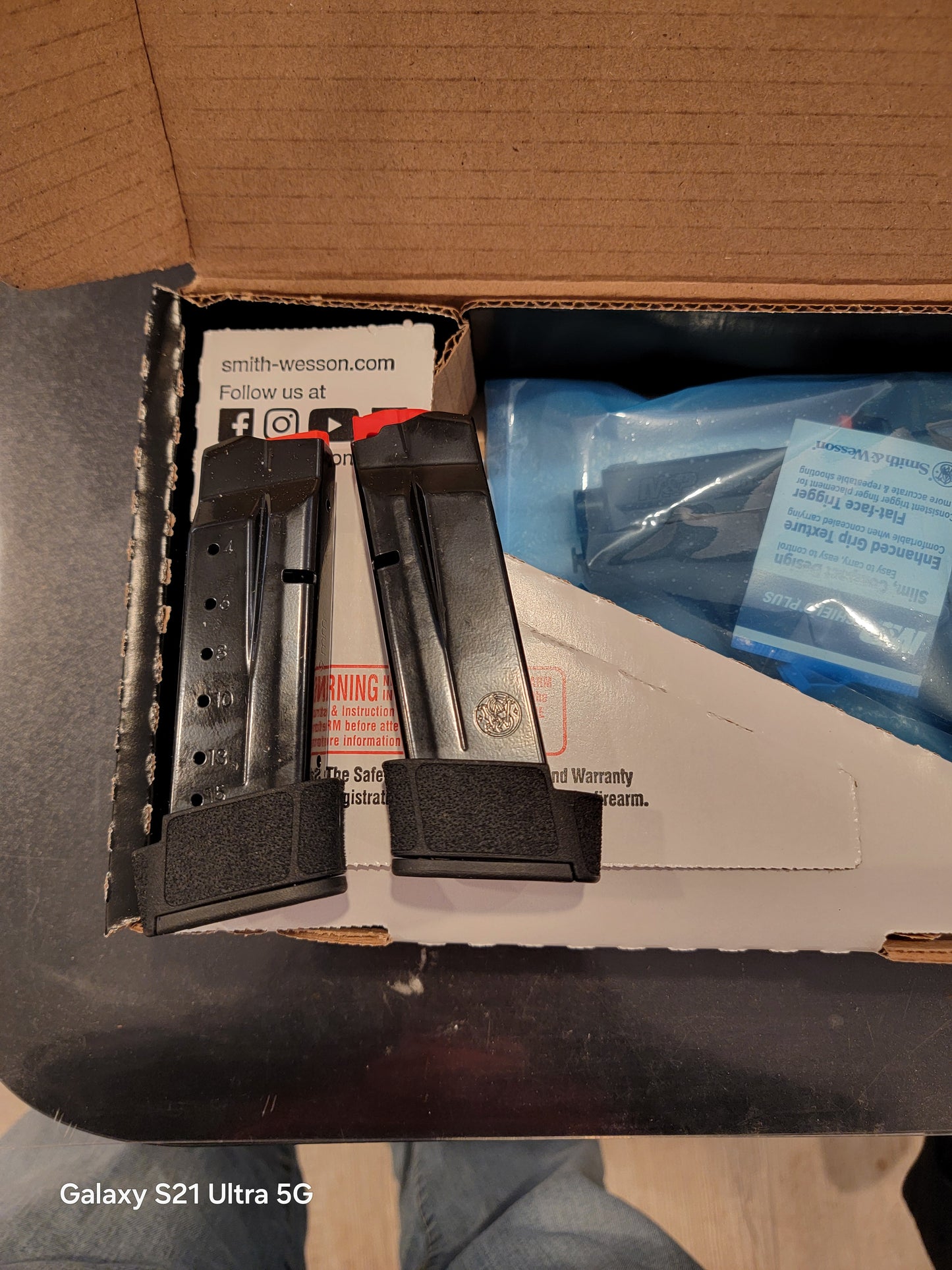 Smith Wesson M&P Shiled plus micro 9MM 15/10 Black CT RED DOT OC