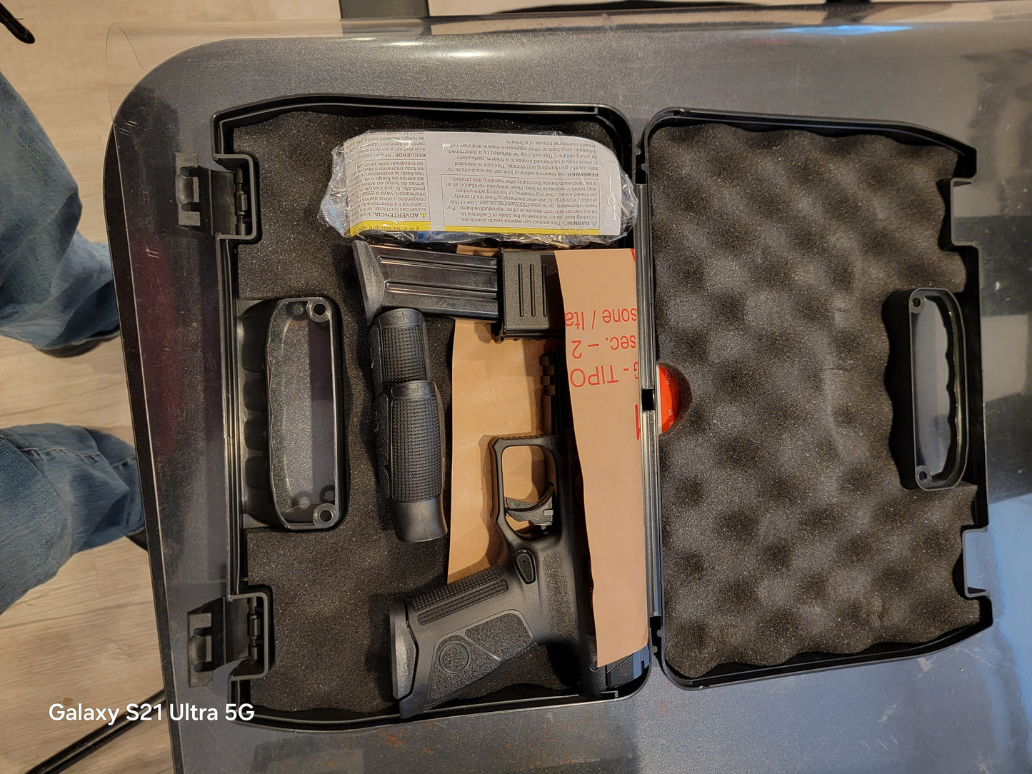 BERETTA APX-A1 Compact 9MM 15RD 3.7" black New