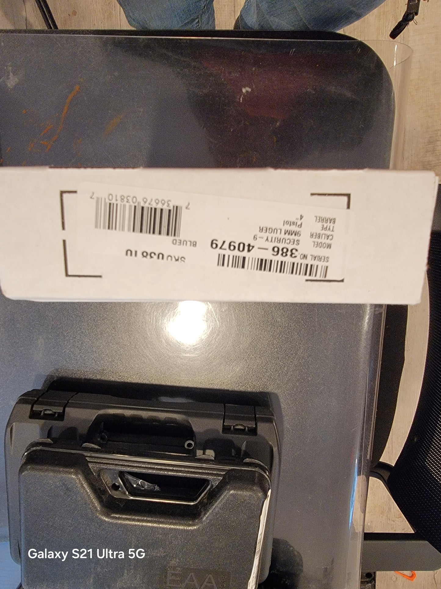 Ruger security-9 9mm 15rd 4" black picatinny rail