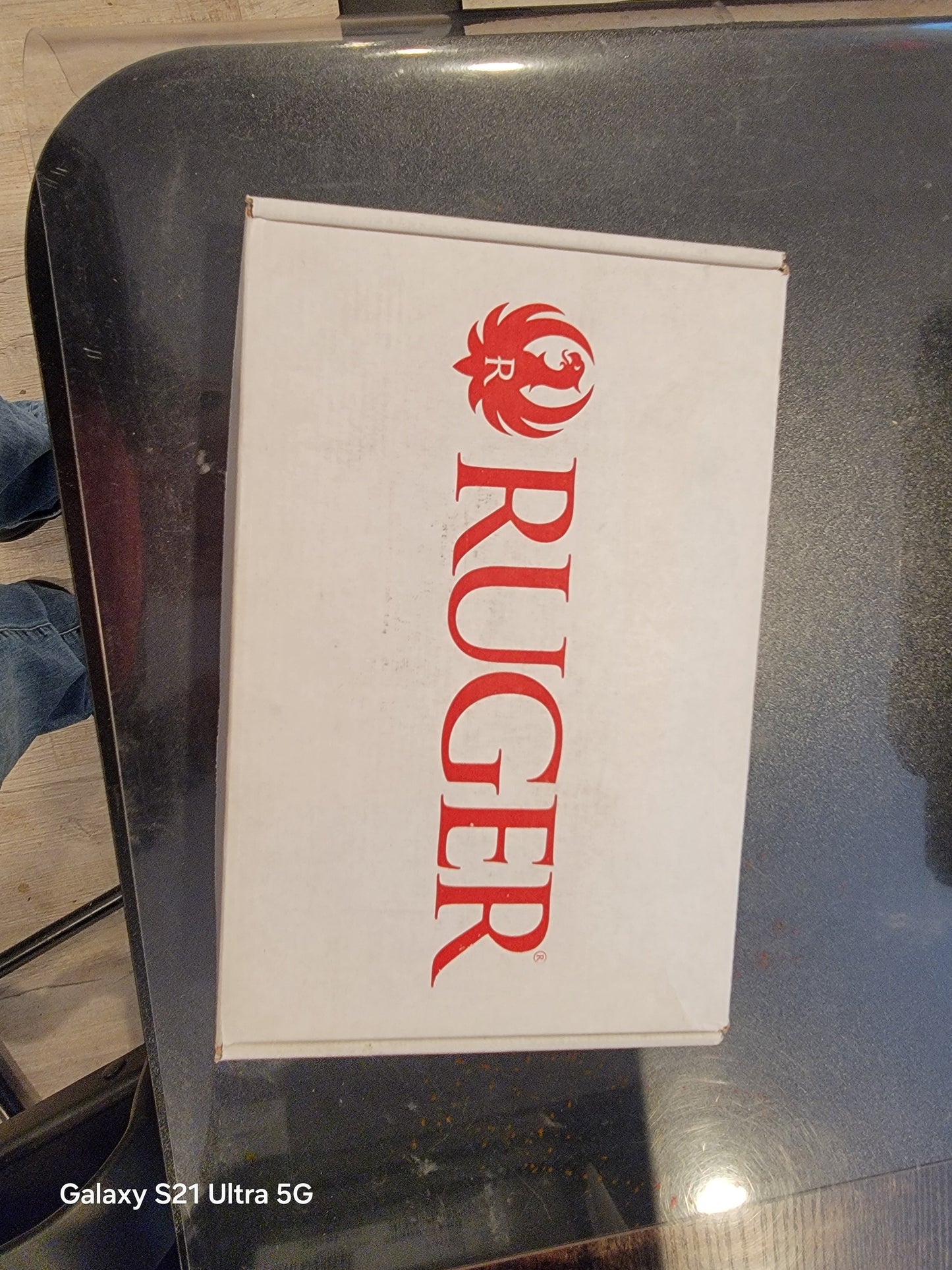 Ruger security-9 9mm 15rd 4" black picatinny rail