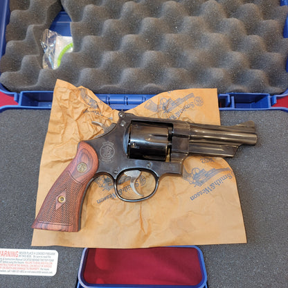 Smith & Wesson Model 27-9 Classic .357 Mag Revolver 6 shot4inch no card fee