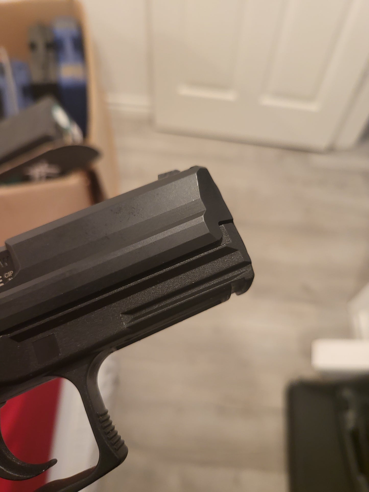 Heckler & Koch P2000 V3 .40 S&W Pistol with 2x12 mags New no card fee