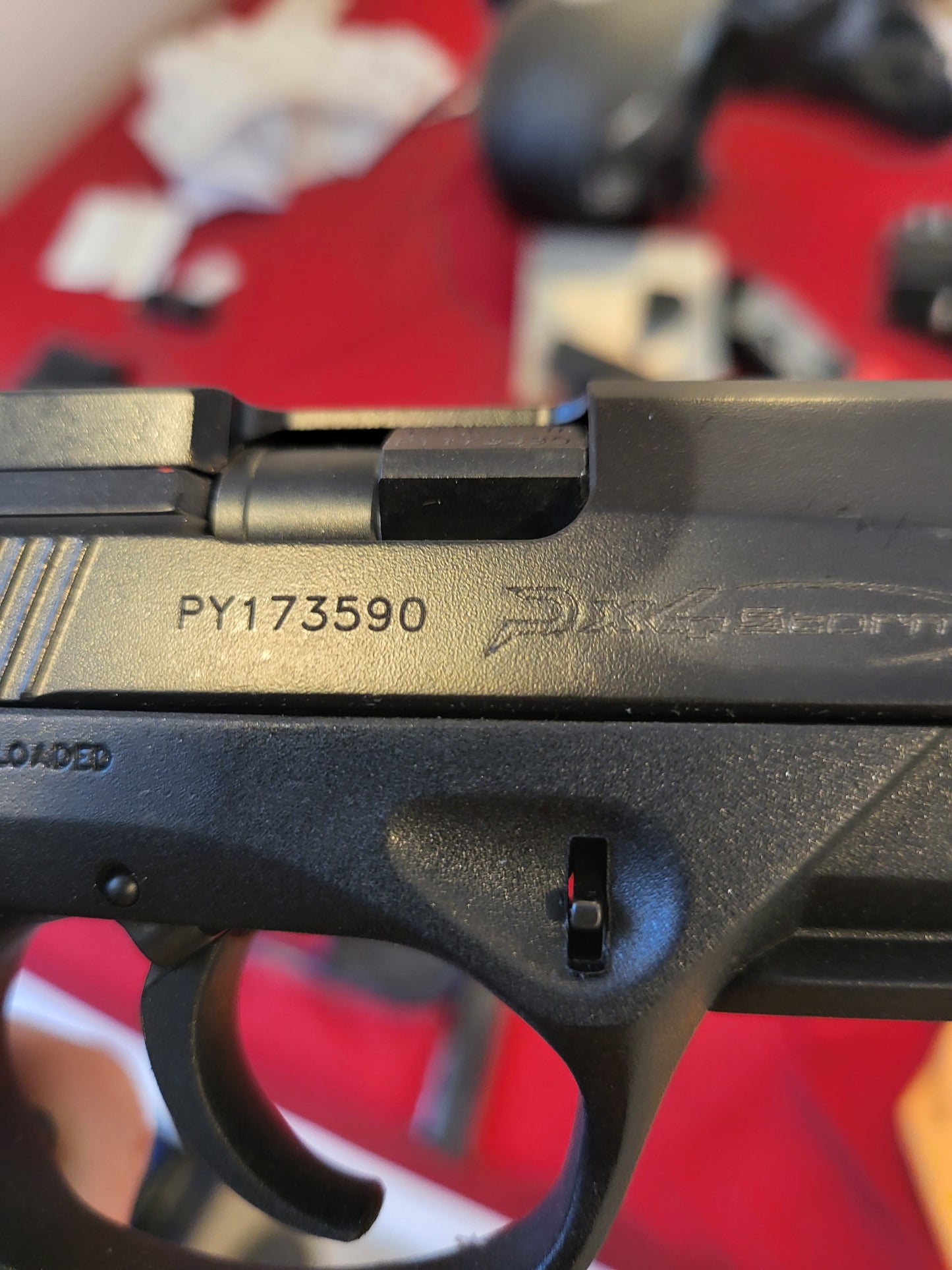 Beretta PX4 storm 4inch 2x14 mags 40S&W pistol New