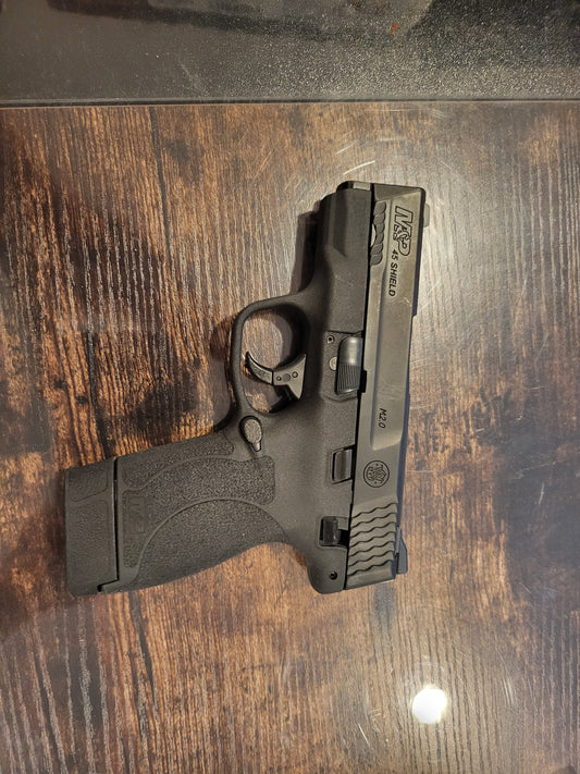 Smith & Wesson M&P45 Shield .45 Auto Pistol with 4x7 ROUND Mags no card fee