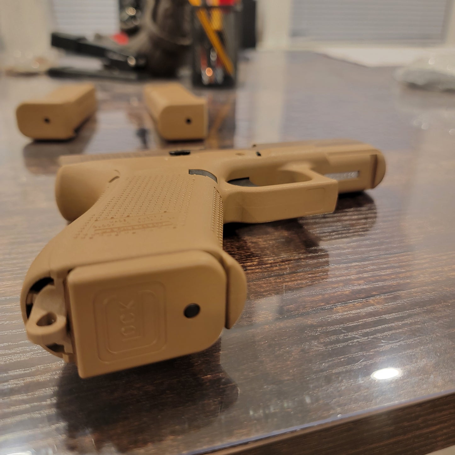GLOCK 19 G19X Gen5 NS 9mm 17-Round Pistol 3x17 round mags