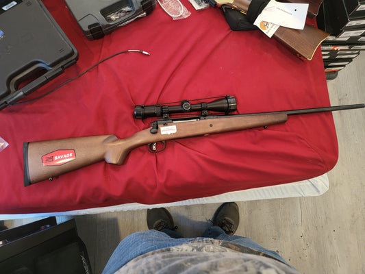 Savage Axis II XP.270 Win Bolt-Action Rifle weaver 3-9x40 scope Combo