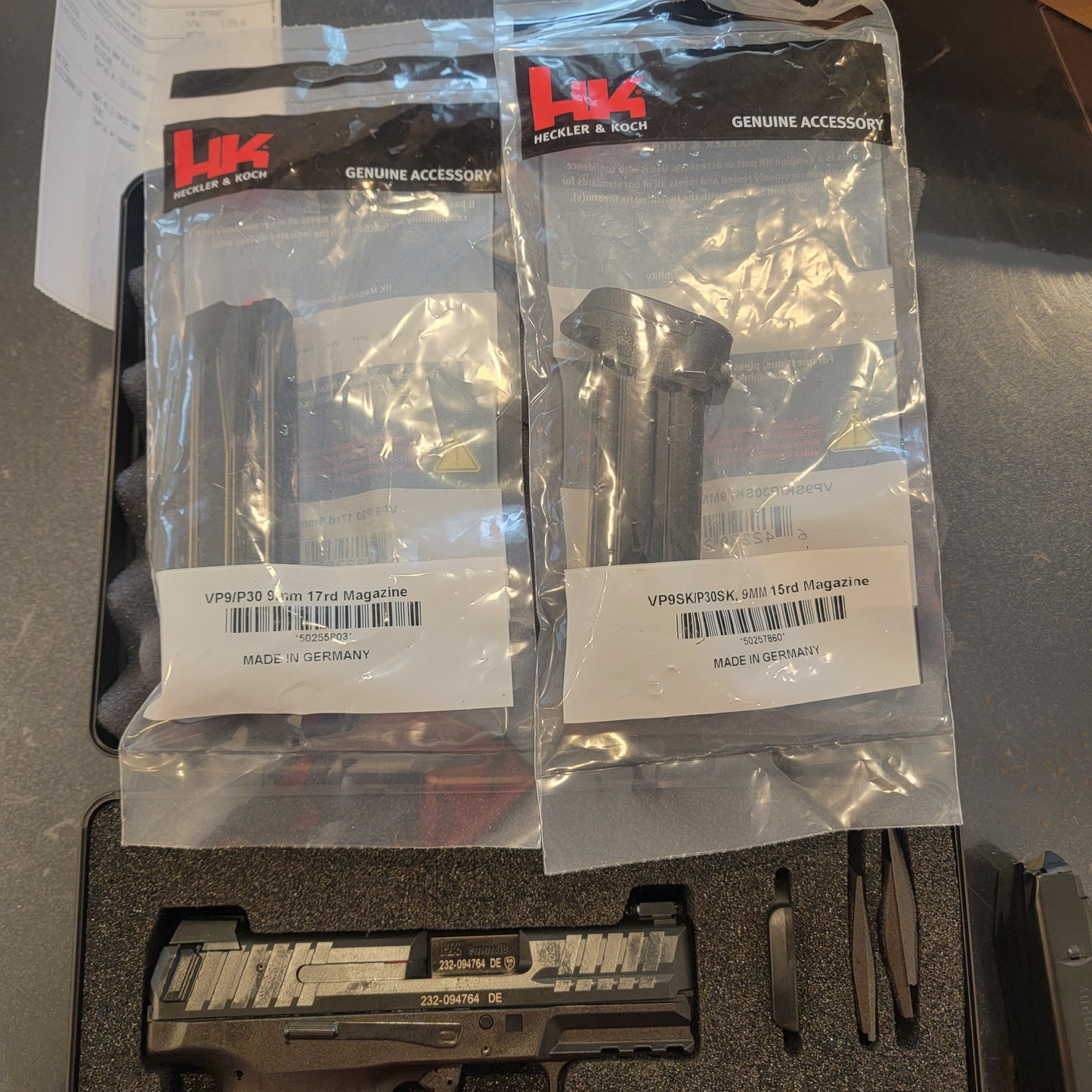 HECKLER & KOCH VP9SK 9MM Black NIGHT SIGHT SUB COMPACT 10/15 RD Mags