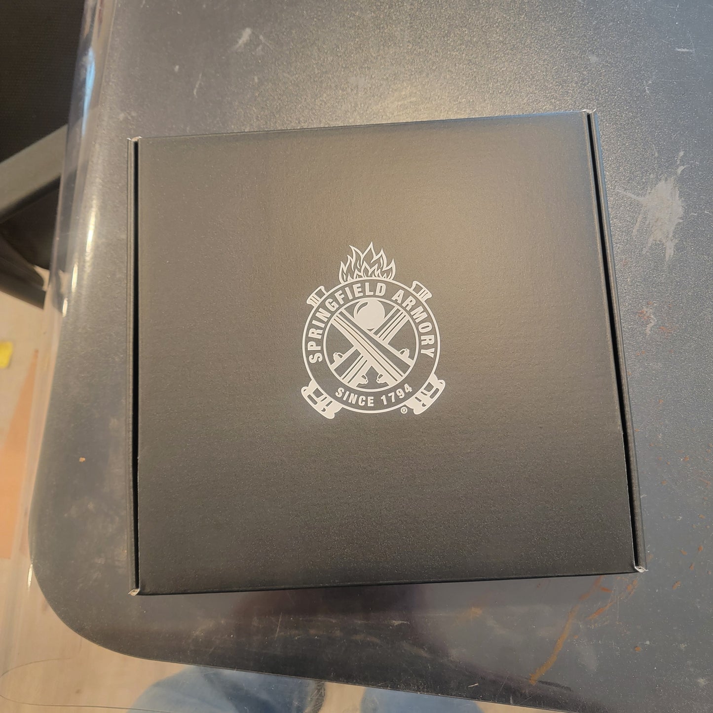 Springfield Armory Echelon 4.5" Black with FDE Grip mod 17/20rd OR