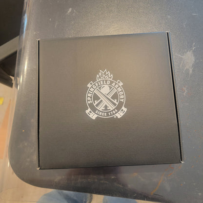 Springfield Armory Echelon 4.5" Black with FDE Grip mod 17/20rd OR