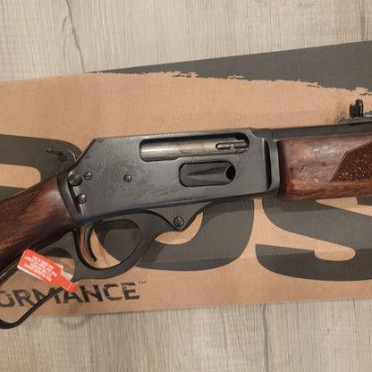 ROSSI R95 45-70 gov 6RD 20" BLACK OXIDE BARREL FIXED HARDWOOD STOCK